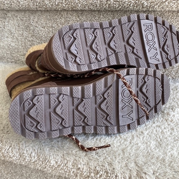 Roxy Alpine collection boots - Picture 5 of 5